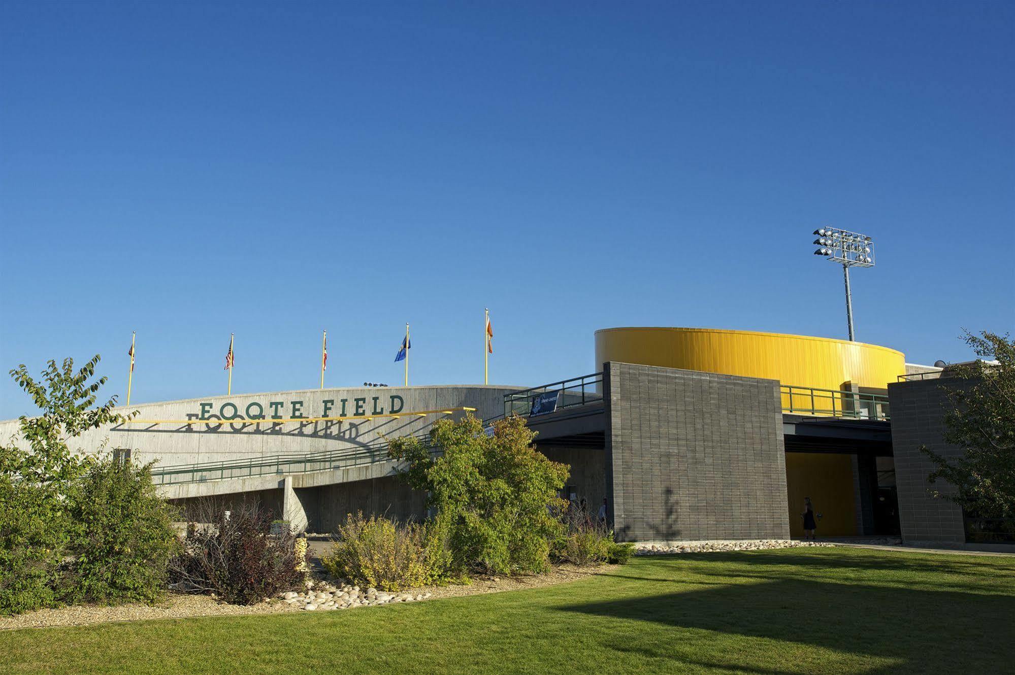 University Of Alberta - Hotel Edmonton Esterno foto